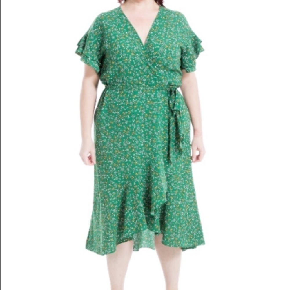 Max Studio Floral Wrap Dress green ruffles size 2X romantic summer fall vacation